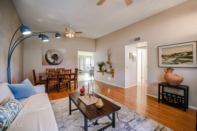 14228 N Thunderbird Blvd, Sun City, AZ 85351 - photo 2