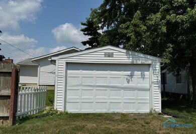 137 Clifton Ave, Findlay, OH 45840 - photo 4