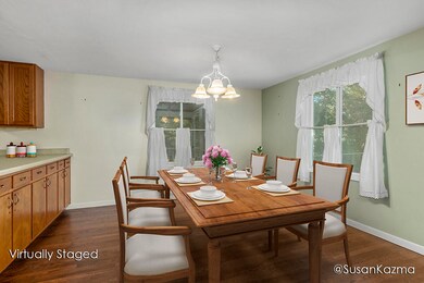 325 N Locust St, Wayland, MI 49348 - photo 3