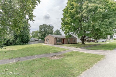 6602 Musket Dr, Louisville, KY 40228 - photo 3