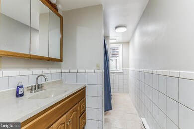 312 Pine St unit 3, Tamaqua, PA 18252 - photo 3