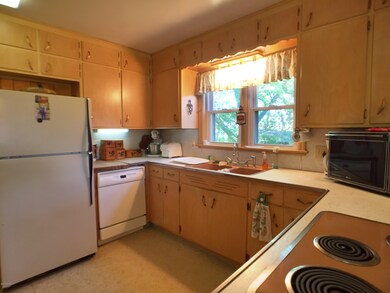 5343 Spring Creek Rd, Three Oaks, MI 49128 - photo 2