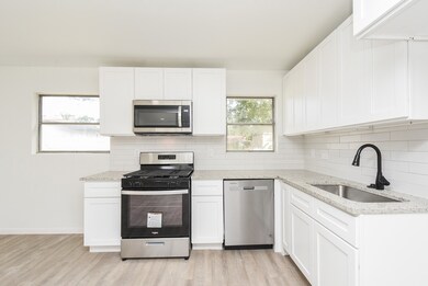 4819 Bethany Ln, Houston, TX 77039 - photo 7