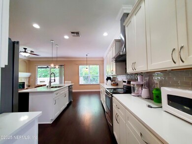 5627 Ribbon Rose Dr, Jacksonville, FL 32258 - photo 6