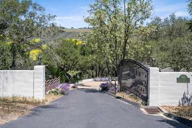 760 Falcon Ridge Ln, Buellton, CA 93427 - photo 3