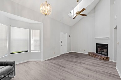 502 Island Pine-7