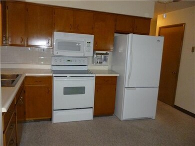 4397 Wright Ave, Columbus, OH 43213 - photo 3