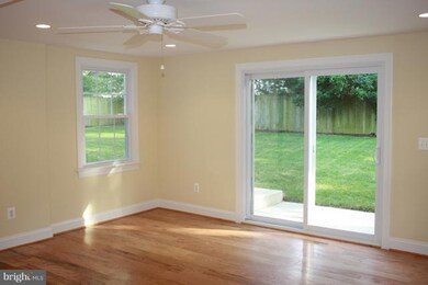 921 Croton Dr, Alexandria, VA 22308 - photo 6