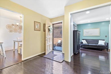 5305 Wright Way S unit 84, West Bloomfield, MI 48322 - photo 7