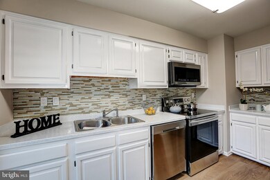 2731 Sweet Clover Ct, Silver Spring, MD 20904 - photo 4