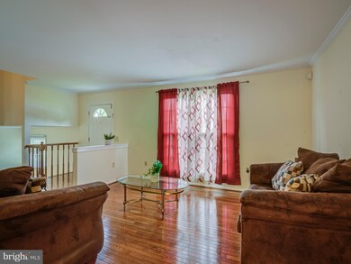 10109 Madronawood Dr, Laurel, MD 20708 - photo 4