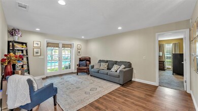 2522 Twelve Point Dr, Lakeland, FL 33811 - photo 4