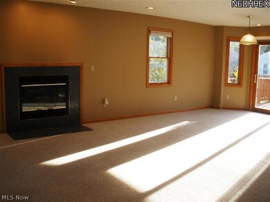 760 Hollywood Ave, Sheffield Lake, OH 44054 - photo 3