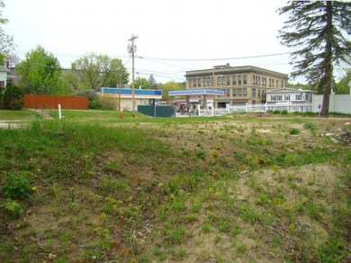 9 Pleasant St, Ashland, NH 03217 - photo 4