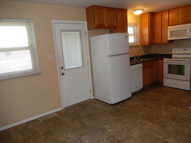 1470 Norma Rd, Columbus, OH 43229 - photo 4