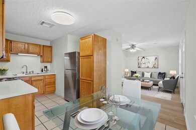 234 Cortlandt St unit 2, Houston, TX 77007 - photo 7