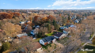 1420 Worcester Dr NE, Grand Rapids, MI 49505 - photo 3