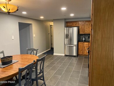 280 E Shore Dr, Hawley, PA 18428 - photo 4