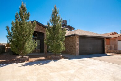 14444 Desierto Bello Ave, El Paso, TX 79928 - photo 3