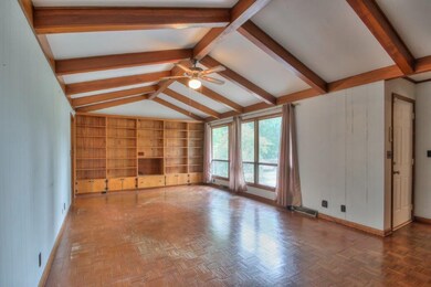 814 Belmont Ave, Shelbyville, TN 37160 - photo 2