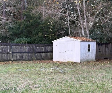 8721 Martin Bluff Rd, Gautier, MS 39553 - photo 6