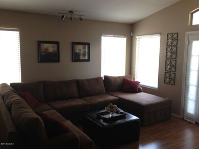 FAMILYROOM