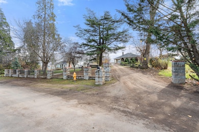 1924 Myers Ln, Medford, OR 97501 - photo 3