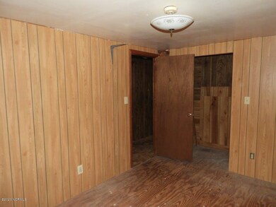 52 BEDROOM 2