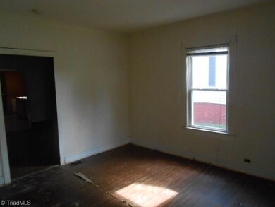 855 Lawsonville Ave, Reidsville, NC 27320 - photo 4