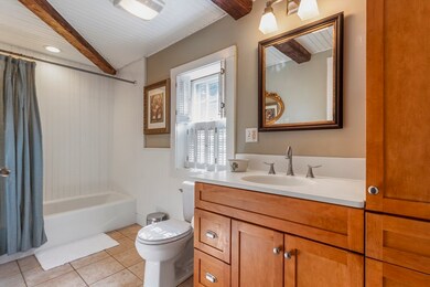 2 Oliver St unit C, Salem, MA 01970 - photo 5