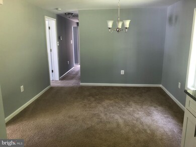 15210 Peerless Ave, Upper Marlboro, MD 20772 - photo 6