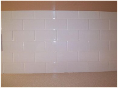 Kitchen. New Subway Tile Splash Back
