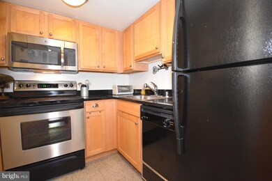 1737 P St NW unit 102, Washington, DC 20036 - photo 7