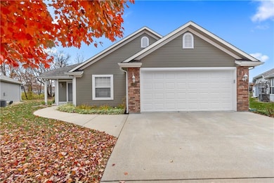 5416 S Downey Ct, Independence, MO 64055 - photo 2