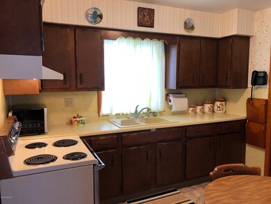 15 Wren Kitchen