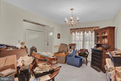 699 E Spruce St, Palmyra, PA 17078 - photo 5