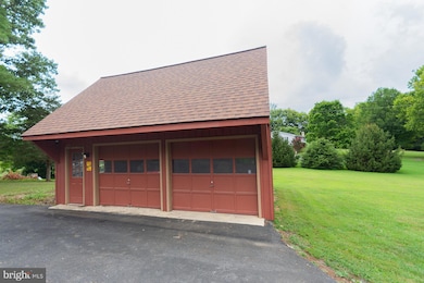 1337 Cedar Ln, Shepherdstown, WV 25443 - photo 3