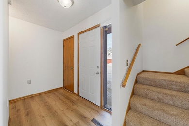 651 Lincoln St N, Northfield, MN 55057 - photo 4