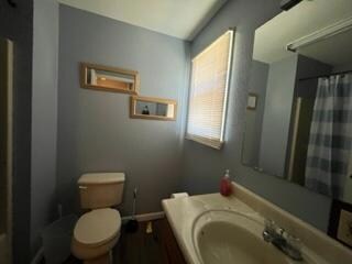 Bath on Jamestown duplex