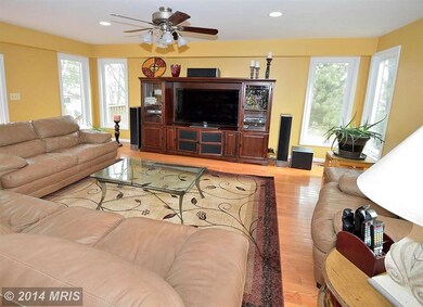 4606 Quartz Rock Ct, Chantilly, VA 20151 - photo 2