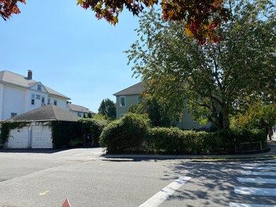 269 Beech St unit 2, Belmont, MA 02478 - photo 2