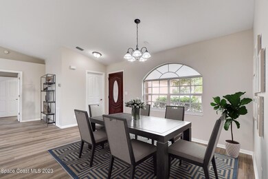 9-web-or-mls-VRX_-_6080_Chapman_St_8-pri