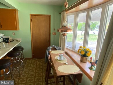 309 Hazel Blvd, Millville, NJ 08332 - photo 4