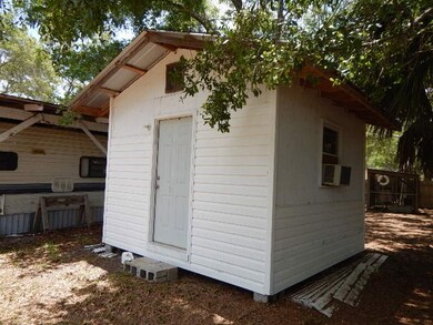 701 Robin Ln NE, Steinhatchee, FL 32359 - photo 3