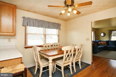 1428 Streaker Rd, Sykesville, MD 21784 - photo 4