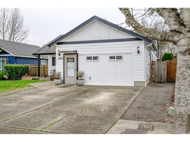225 Independence Way, Independence, OR 97351 - photo 2