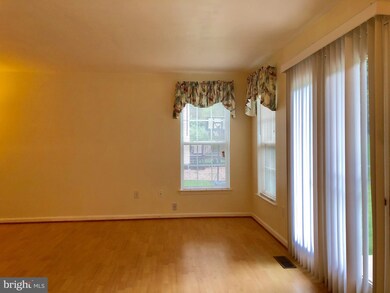 12206 Emerald Way, Germantown, MD 20876 - photo 7