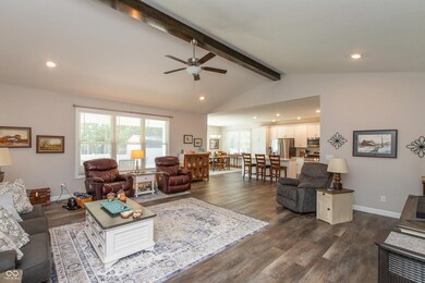 5645 Poplar Woods Ct, Columbus, IN 47203 - photo 7