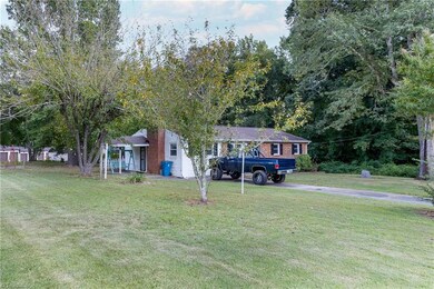 415 Paul St, High Point, NC 27263 - photo 2