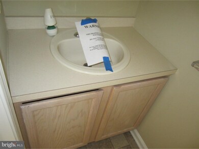 1058 Huntingdon Dr, Williamstown, NJ 08094 - photo 6